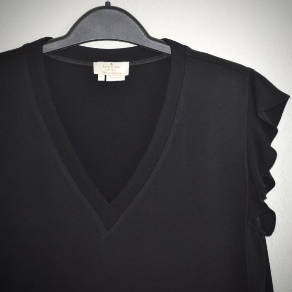 Kate Spade Black Flutter Sleeve Blouse S Satin Crepe VNeck NJMU4836 Relaxed Fit - Picture 3 of 7